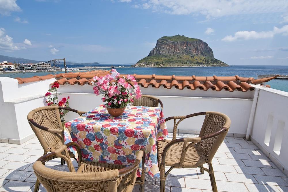 Agnantio Hotel Monemvasia Exterior photo