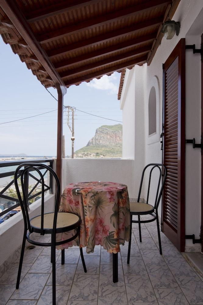 Agnantio Hotel Monemvasia Exterior photo